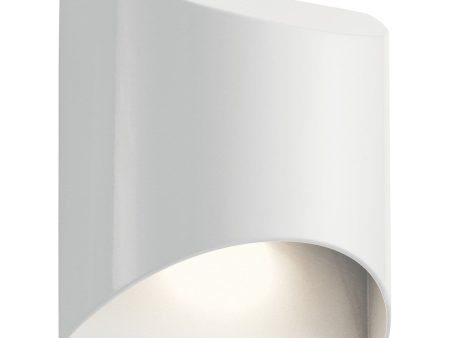 Wesley 8 in. LED Outdoor Wall Light 625 Lumens 3000K White Finish For Cheap